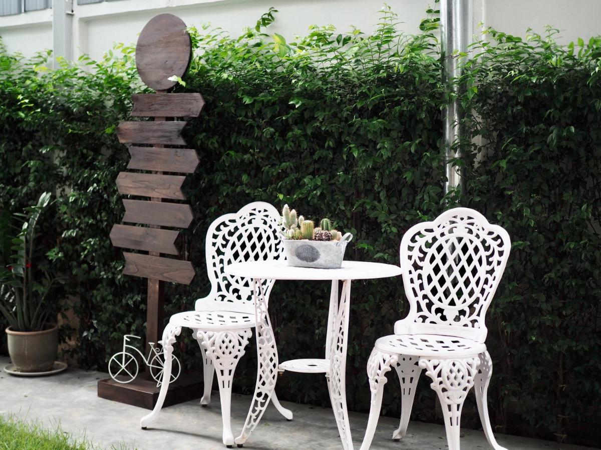Bua House Poshtel Ξενοδοχείο Τσιάνγκ Μάι Εξωτερικό φωτογραφία